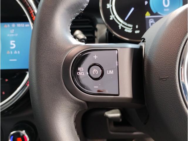 MINI クーパーDプレミアムプラスパッケージクラシックトリム 弊社元デモカー アップルカープレイ バックカメラ シートヒーター LEDヘッドライト 純正16インチアロイホイール インテリジェントセーフティ コンフォートアクセス クルーズコントロール(25枚目)