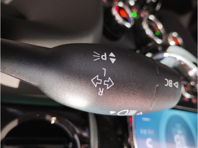 MINI クーパーDプレミアムプラスパッケージクラシックトリム 弊社元デモカー アップルカープレイ バックカメラ シートヒーター LEDヘッドライト 純正16インチアロイホイール インテリジェントセーフティ コンフォートアクセス クルーズコントロール(27枚目)