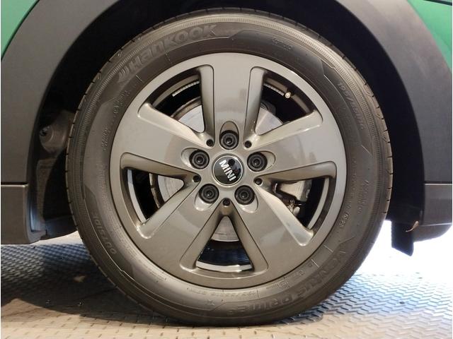 MINI クーパーDプレミアムプラスパッケージクラシックトリム 弊社元デモカー アップルカープレイ バックカメラ シートヒーター LEDヘッドライト 純正16インチアロイホイール インテリジェントセーフティ コンフォートアクセス クルーズコントロール(54枚目)