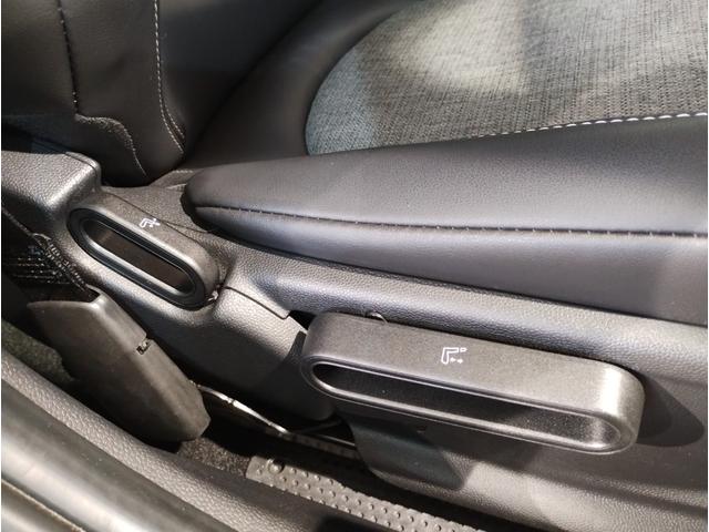 MINI クーパーDプレミアムプラスパッケージクラシックトリム クラシックトリム クルーズコントロール シートヒーター アップルカープレイ バックカメラ 衝突被害軽減ブレーキ コンフォートアクセス LEDヘッドライト マルチファンクションステアリング(36枚目)