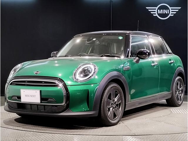 MINI クーパーDプレミアムプラスパッケージクラシックトリム クラシックトリム クルーズコントロール シートヒーター アップルカープレイ バックカメラ 衝突被害軽減ブレーキ コンフォートアクセス LEDヘッドライト マルチファンクションステアリング(63枚目)