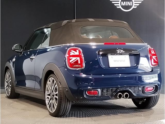 ＭＩＮＩ クーパーＳ　コンバーチブル　保証２年付・茶革・１オ－ナー・カメラＰＫＧ・ペッパーＰＫＧ・Ｙｏｕｒｓ幌・シートヒーター・追従クルーズコントロール・１８ＡＷ・バックカメラ・前後ＰＤＣ・衝突軽減・パーキングアシスト・ＥＴＣ・禁煙車（17枚目）