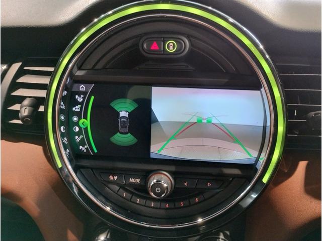 ＭＩＮＩ クーパーＳ　コンバーチブル　保証２年付・茶革・１オ－ナー・カメラＰＫＧ・ペッパーＰＫＧ・Ｙｏｕｒｓ幌・シートヒーター・追従クルーズコントロール・１８ＡＷ・バックカメラ・前後ＰＤＣ・衝突軽減・パーキングアシスト・ＥＴＣ・禁煙車（40枚目）