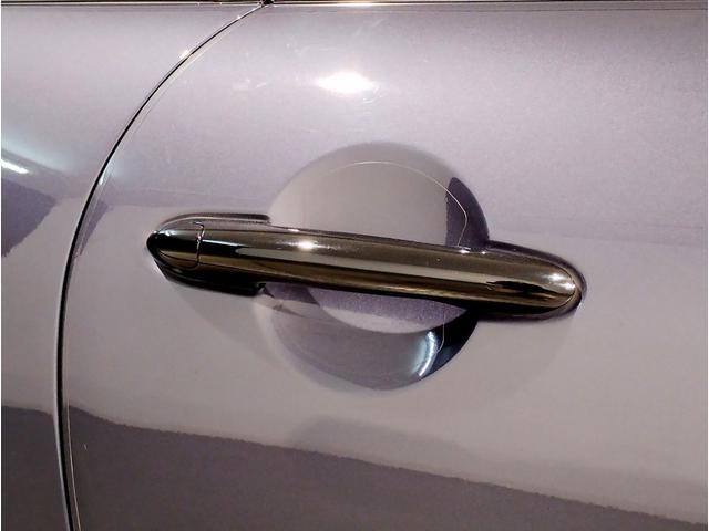 MINI ジョンクーパーワークスGP 世界3000台限定車 日本240台限定車 レッドブレーキキャリパー ダイナミカレザー バックカメラ 純正HDDナビ 専用18インチAW ミラー型ETC(13枚目)