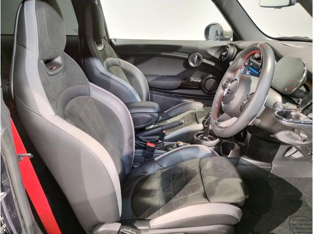 MINI ジョンクーパーワークスGP 世界3000台限定車 日本240台限定車 レッドブレーキキャリパー ダイナミカレザー バックカメラ 純正HDDナビ 専用18インチAW ミラー型ETC(36枚目)