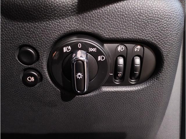 MINI ジョンクーパーワークスGP 世界3000台限定車 日本240台限定車 レッドブレーキキャリパー ダイナミカレザー バックカメラ 純正HDDナビ 専用18インチAW ミラー型ETC(41枚目)