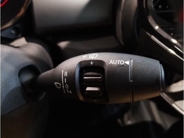 MINI ジョンクーパーワークスGP 世界3000台限定車 日本240台限定車 レッドブレーキキャリパー ダイナミカレザー バックカメラ 純正HDDナビ 専用18インチAW ミラー型ETC(47枚目)