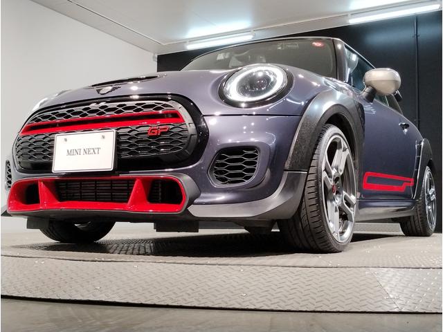 MINI ジョンクーパーワークスGP 世界3000台限定車 日本240台限定車 レッドブレーキキャリパー ダイナミカレザー バックカメラ 純正HDDナビ 専用18インチAW ミラー型ETC(75枚目)