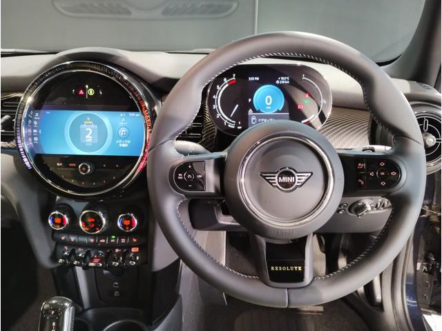 MINI クーパーS レゾリュート・エディション ワンオーナー 特別仕様車 アップルカープレイ シートヒーター クルーズコントロール 衝突被害軽減ブレーキ 前後障害物センサー リアカメラ 純正18インチアルミホイール コンフォートアクセス(38枚目)