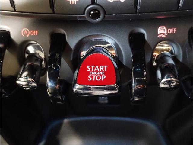 MINI クーパーS レゾリュート・エディション ワンオーナー 特別仕様車 アップルカープレイ シートヒーター クルーズコントロール 衝突被害軽減ブレーキ 前後障害物センサー リアカメラ 純正18インチアルミホイール コンフォートアクセス(46枚目)