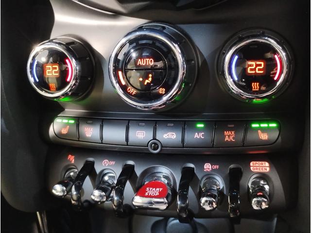 MINI クーパーS レゾリュート・エディション ワンオーナー 特別仕様車 アップルカープレイ シートヒーター クルーズコントロール 衝突被害軽減ブレーキ 前後障害物センサー リアカメラ 純正18インチアルミホイール コンフォートアクセス(48枚目)