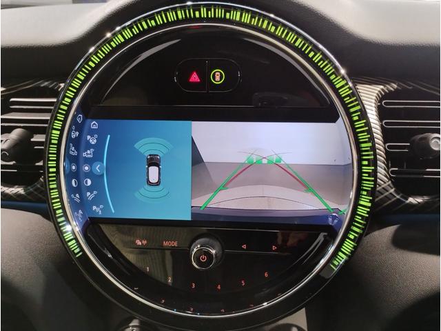 MINI クーパーS レゾリュート・エディション ワンオーナー 特別仕様車 アップルカープレイ シートヒーター クルーズコントロール 衝突被害軽減ブレーキ 前後障害物センサー リアカメラ 純正18インチアルミホイール コンフォートアクセス(65枚目)