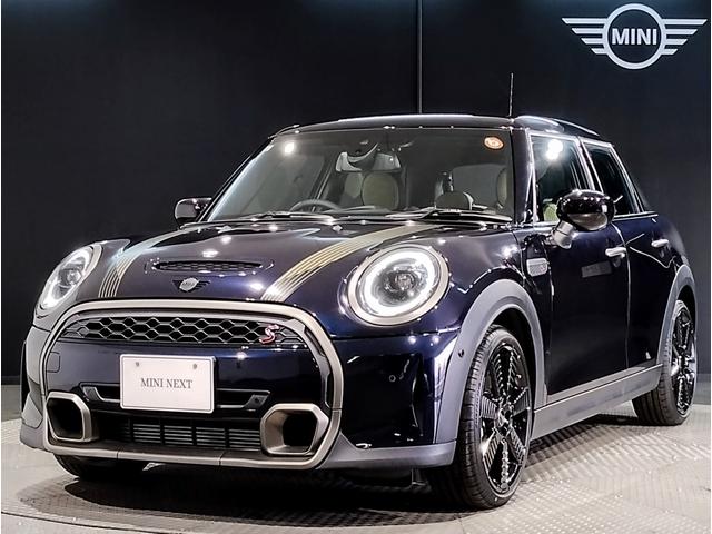 MINI クーパーS レゾリュート・エディション ワンオーナー 特別仕様車 アップルカープレイ シートヒーター クルーズコントロール 衝突被害軽減ブレーキ 前後障害物センサー リアカメラ 純正18インチアルミホイール コンフォートアクセス(67枚目)