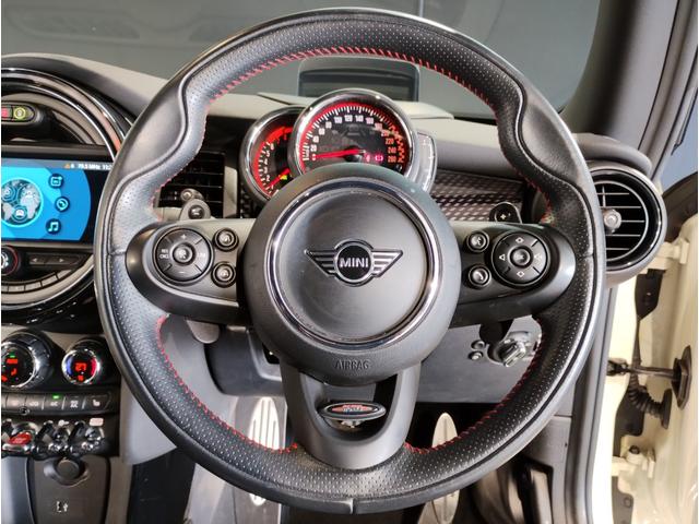 ＭＩＮＩ ジョンクーパーワークス　２年保証付・トラックスタイル・シートヒーター・アクティブクルーズ・ヘッドアップディスプレイ・パドルシフト・１８インチＡＷ・バックカメラ・ＥＴＣ・禁煙車（22枚目）