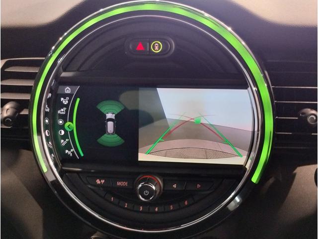 ＭＩＮＩ ジョンクーパーワークス　２年保証付・トラックスタイル・シートヒーター・アクティブクルーズ・ヘッドアップディスプレイ・パドルシフト・１８インチＡＷ・バックカメラ・ＥＴＣ・禁煙車（32枚目）