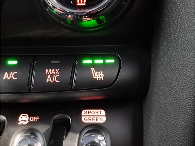 ＭＩＮＩ ジョンクーパーワークス　２年保証付・トラックスタイル・シートヒーター・アクティブクルーズ・ヘッドアップディスプレイ・パドルシフト・１８インチＡＷ・バックカメラ・ＥＴＣ・禁煙車（40枚目）