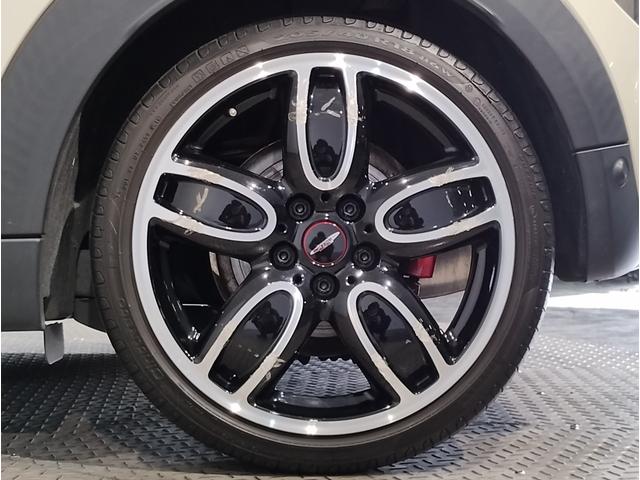 ＭＩＮＩ ジョンクーパーワークス　２年保証付・トラックスタイル・シートヒーター・アクティブクルーズ・ヘッドアップディスプレイ・パドルシフト・１８インチＡＷ・バックカメラ・ＥＴＣ・禁煙車（56枚目）