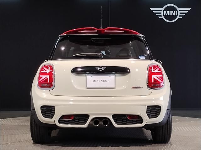 ＭＩＮＩ ジョンクーパーワークス　２年保証付・トラックスタイル・シートヒーター・アクティブクルーズ・ヘッドアップディスプレイ・パドルシフト・１８インチＡＷ・バックカメラ・ＥＴＣ・禁煙車（75枚目）