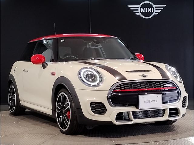 ＭＩＮＩ ジョンクーパーワークス　２年保証付・トラックスタイル・シートヒーター・アクティブクルーズ・ヘッドアップディスプレイ・パドルシフト・１８インチＡＷ・バックカメラ・ＥＴＣ・禁煙車（78枚目）