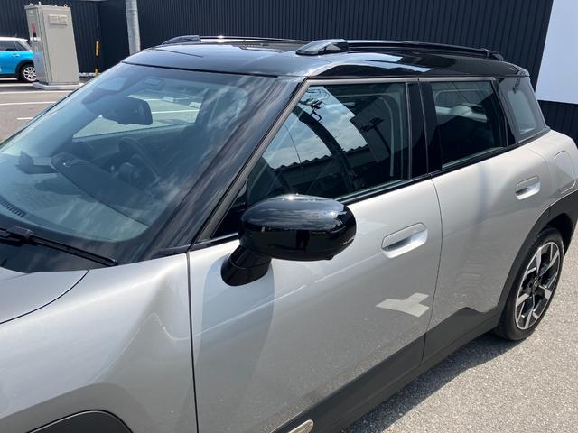 ＭＩＮＩ エースマンＥ　クラシック・トリム　弊社試乗車　禁煙車　クラシックトリム　純正ナビ　アップルカープレイ　Ａｎｄｒｏｉｄ　Ａｕｔｏ　全周囲カメラ　シートヒーター　衝突軽減ブレーキ　ステアリングヒーター　ヘッドアップディスプレイ（20枚目）