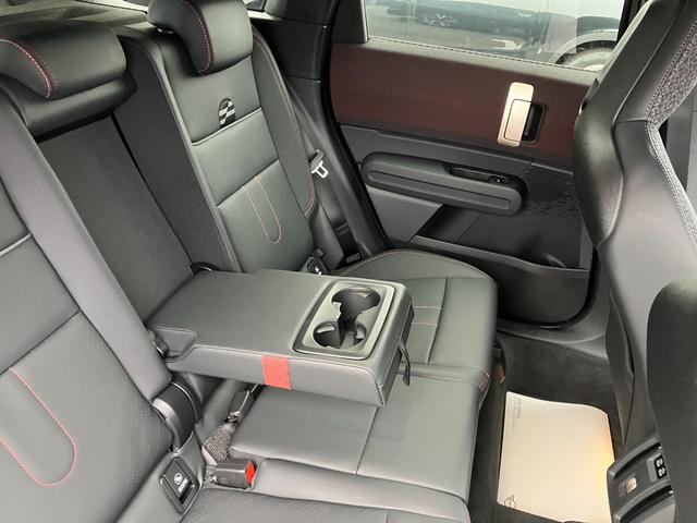 MINI ジョンクーパーワークス カントリーマンオール4JCW 弊社1オーナー 禁煙車 Lパッケージ パノラマガラスサンルーフ JCWトリム 全周囲カメラ パドルシフト 電動シート ヘッドアップディスプレイ ワイヤレスチャージング 純正ナビ シートヒーター(42枚目)