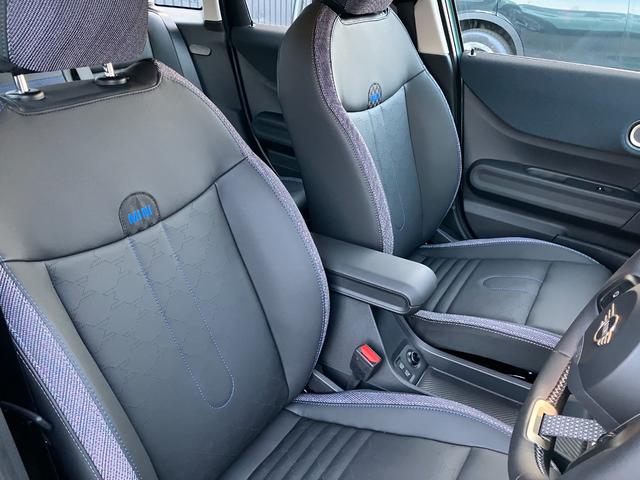 ＭＩＮＩ クーパーＣ　クラシック・トリム　弊社レンタＵＰ　認定中古車　禁煙車両　クラシックトリム　ステアリングホイールヒーター　シートヒーター　ＬＥＤヘッド　オーシャンウェーブグリーン／ホワイトルーフ　１７インチアルミホイル　純正ナビ　ＡＣＣ（32枚目）