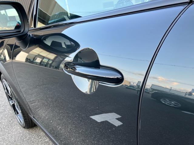 ＭＩＮＩ クーパーＳ　クラシック・トリム　弊社レンタＵＰ　認定中古車　禁煙車両　クラシックトリム　ステアリングホイールヒーター　シートヒーター　ＬＥＤヘッド　レジェンドグレー／ブラックルーフ　１８インチアルミホイル　純正ナビ　ＡＣＣ（22枚目）
