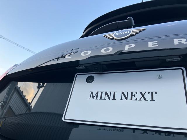 ＭＩＮＩ クーパーＳ　クラシック・トリム　弊社レンタＵＰ　認定中古車　禁煙車両　クラシックトリム　ステアリングホイールヒーター　シートヒーター　ＬＥＤヘッド　レジェンドグレー／ブラックルーフ　１８インチアルミホイル　純正ナビ　ＡＣＣ（24枚目）
