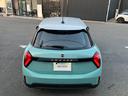 クーパーＣ　クラシック・トリム　弊社レンタＵＰ　認定中古車　禁煙車両　クラシックトリム　ステアリングホイールヒーター　シートヒーター　ＬＥＤヘッド　オーシャンウェーブグリーン／ホワイトルーフ　１７インチアルミホイル　純正ナビ　ＡＣＣ（10枚目）