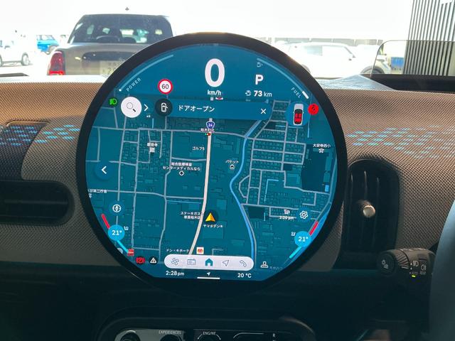 MINI クーパーC フェイバリット・トリム 弊社レンタUP 認定中古車 禁煙車両 Favouredトリム ステアリングホイールヒーター シートヒーター LEDヘッド インディゴサンセットブルー/ホワイトルーフ 17インチアルミ 純正ナビ ACC(27枚目)