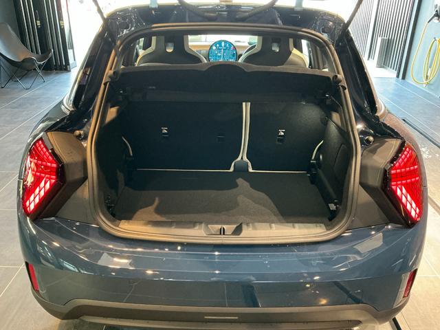 MINI クーパーC フェイバリット・トリム 弊社レンタUP 認定中古車 禁煙車両 Favouredトリム ステアリングホイールヒーター シートヒーター LEDヘッド インディゴサンセットブルー/ホワイトルーフ 17インチアルミ 純正ナビ ACC(53枚目)