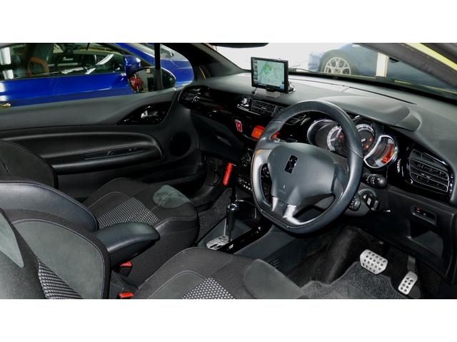 シック 弊社管理ユーザー買取車 禁煙車 ナビゲーションシステム連動ドライブレコーダー フルセグTV バックカメラ 純正16インチアルミホイール キーレス機能付きキー2個有り ウォーターポンプ&プーリー交換済み(15枚目)