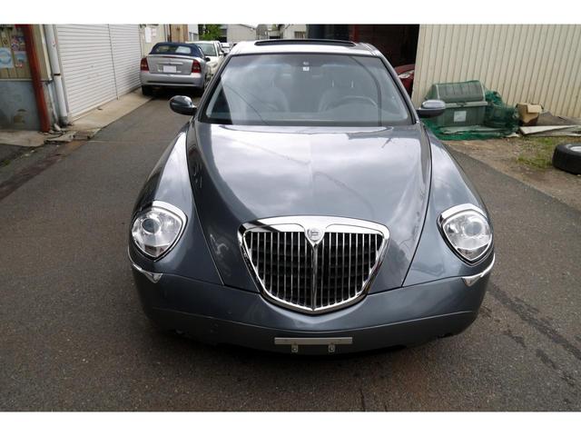 テージス 2.4 20V ディーゼルターボ 電動グラスサンルーフ オルタネーター新品 JTD 100thアニバーサリー ポルトローナフラウ製レザーパワーシート 純正18AW 日本語取扱説明書 キーレス機能付き鍵2個有 BOSE(71枚目)