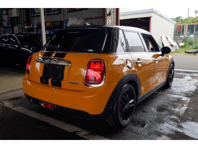ＭＩＮＩ クーパーＤ　５ドア　ドラレコ　レーダー　鍵２個　禁煙車（32枚目）
