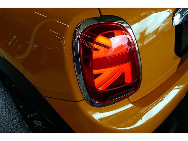 ＭＩＮＩ クーパーＤ　５ドア　ドラレコ　レーダー　鍵２個　禁煙車（34枚目）