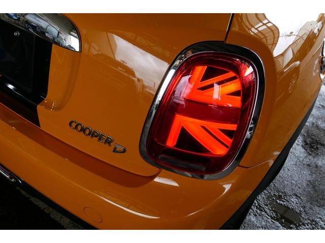 ＭＩＮＩ クーパーＤ　５ドア　ドラレコ　レーダー　鍵２個　禁煙車（35枚目）