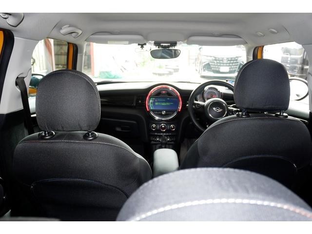 ＭＩＮＩ クーパーＤ　５ドア　ドラレコ　レーダー　鍵２個　禁煙車（49枚目）