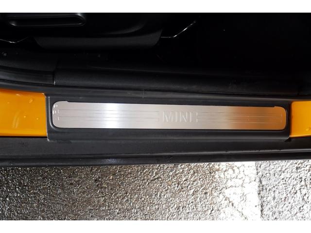 ＭＩＮＩ クーパーＤ　５ドア　ドラレコ　レーダー　鍵２個　禁煙車（51枚目）