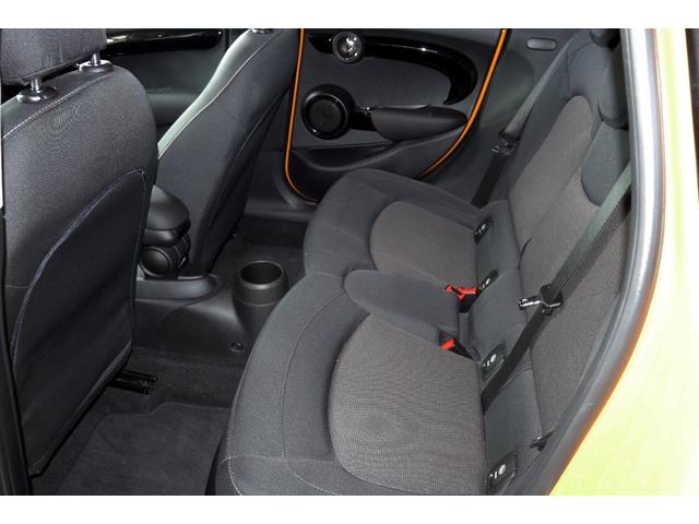 ＭＩＮＩ クーパーＤ　５ドア　ドラレコ　レーダー　鍵２個　禁煙車（58枚目）