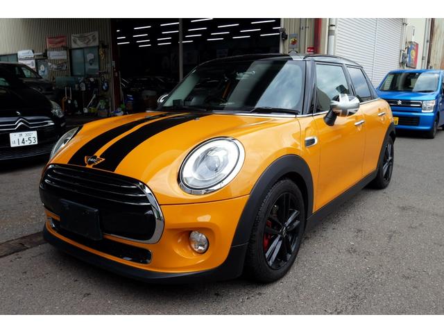 ＭＩＮＩ クーパーＤ　５ドア　ドラレコ　レーダー　鍵２個　禁煙車（79枚目）