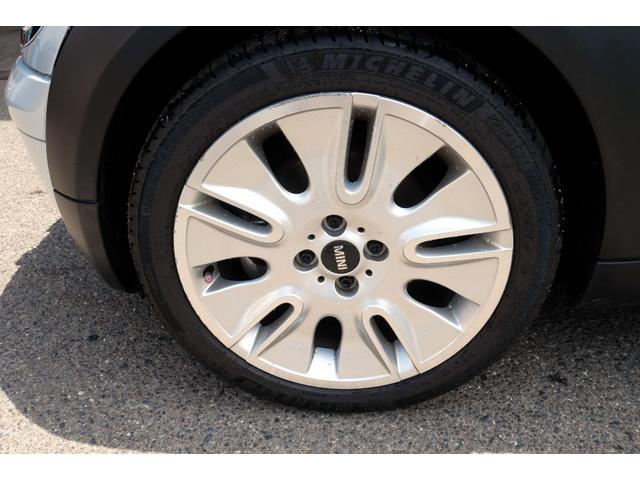 ＭＩＮＩ ５０　カムデン　クーパー　特別限定車　１７ＡＷ　ナビ　６速ＡＴ　禁煙車（33枚目）