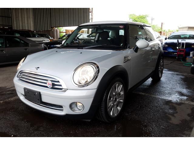 ＭＩＮＩ ５０　カムデン　クーパー　特別限定車　１７ＡＷ　ナビ　６速ＡＴ　禁煙車（42枚目）