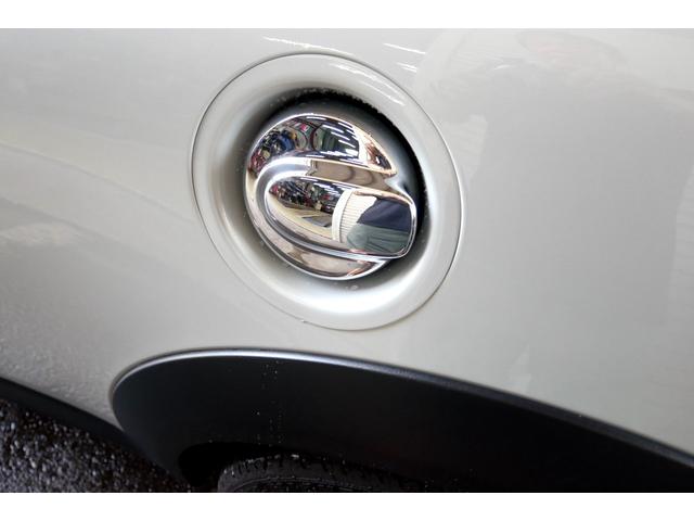 ＭＩＮＩ ５０　カムデン　クーパー　特別限定車　１７ＡＷ　ナビ　６速ＡＴ　禁煙車（50枚目）