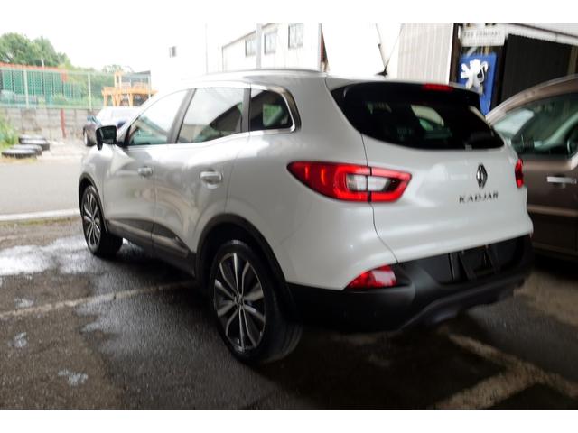 カジャー インテンス　ワンオーナー禁煙車　本革　カードキー２枚（49枚目）