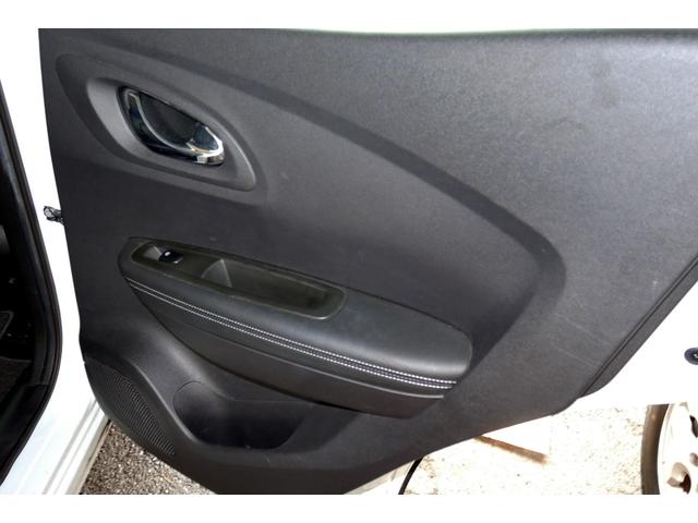 カジャー インテンス　ワンオーナー禁煙車　本革　カードキー２枚（56枚目）