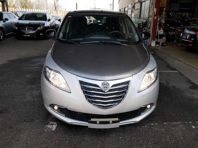 イプシロン ツインエアー　ターボ　Ｂカラー　ナビＴＶ　ＡＷ　キーレス　禁煙車（56枚目）