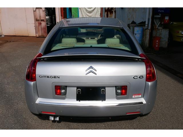 Ｃ６ シルバースタイルエディション　Ｃ６ファイナルモデル　後期型　シルバーエディション　電動サンルーフ　天張り新品張替　整備記録２０回分有　タイミングベルト　ウォーターポンプ　エンジンマウント交換済　ＪＢＬ　ＥＴＣ　ＨＩＤキセノン（8枚目）