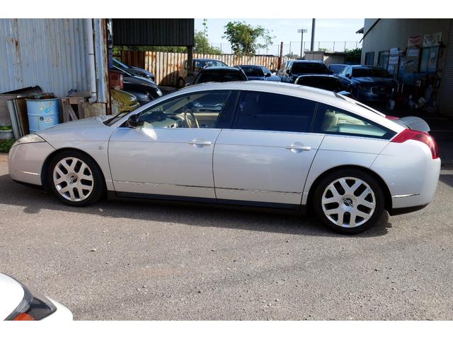 Ｃ６ シルバースタイルエディション　Ｃ６ファイナルモデル　後期型　シルバーエディション　電動サンルーフ　天張り新品張替　整備記録２０回分有　タイミングベルト　ウォーターポンプ　エンジンマウント交換済　ＪＢＬ　ＥＴＣ　ＨＩＤキセノン（10枚目）