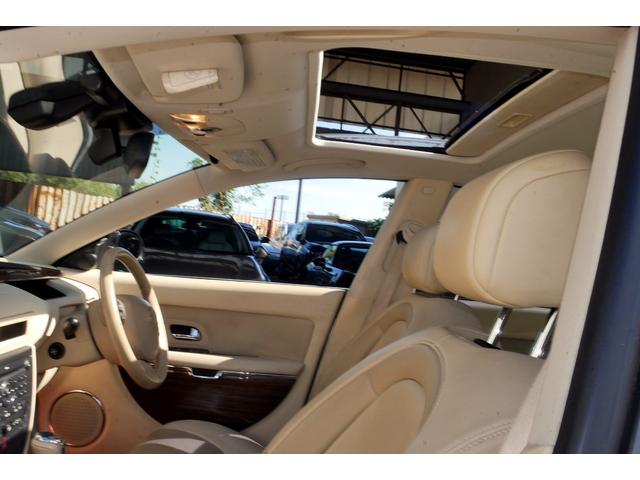 Ｃ６ シルバースタイルエディション　Ｃ６ファイナルモデル　後期型　シルバーエディション　電動サンルーフ　天張り新品張替　整備記録２０回分有　タイミングベルト　ウォーターポンプ　エンジンマウント交換済　ＪＢＬ　ＥＴＣ　ＨＩＤキセノン（15枚目）