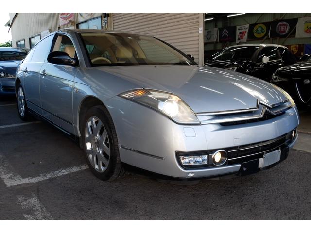 Ｃ６ シルバースタイルエディション　Ｃ６ファイナルモデル　後期型　シルバーエディション　電動サンルーフ　天張り新品張替　整備記録２０回分有　タイミングベルト　ウォーターポンプ　エンジンマウント交換済　ＪＢＬ　ＥＴＣ　ＨＩＤキセノン（26枚目）